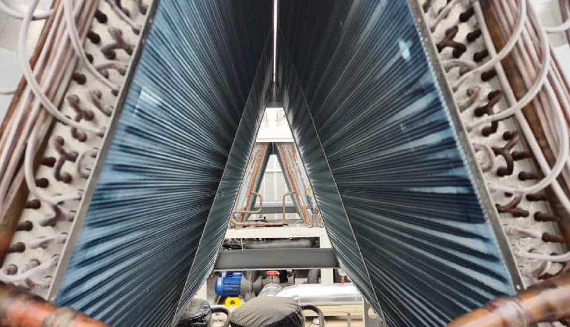 Large,Industrial,Air,Conditioning,Unit,Condenser,Coils,Showing,The,Cooling